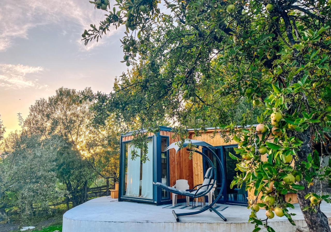 Bed and Breakfast Elysian Fields - The Island Tiny House Sadu Exterior foto